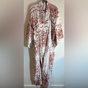 KIMONO O/S Open Front Classic Sleeves Two Toned Floral Design No tags Unlined
